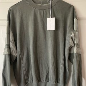 Young Fabulous & Broke Sweatshirt size small